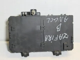 13206759 Блок предохранителей Opel Zafira B Арт e11780203, вид 3