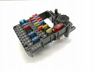 2105453440 Блок предохранителей Mercedes E W210 Арт e11779747, вид 1