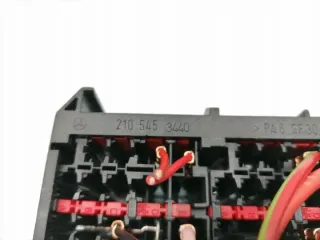 2105453440 Блок предохранителей Mercedes E W210 Арт e11779747, вид 5