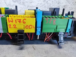 A2465400340 Блок предохранителей Mercedes A W176 Арт e11779605, вид 5