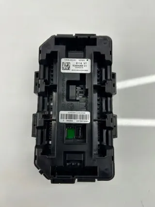 9389068 Блок предохранителей BMW 4 F32/F33/GT F36 Арт e11778828, вид 3