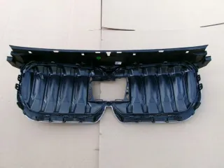 9880307 Решетка радиатора BMW X1 U11 Арт e11776166, вид 2