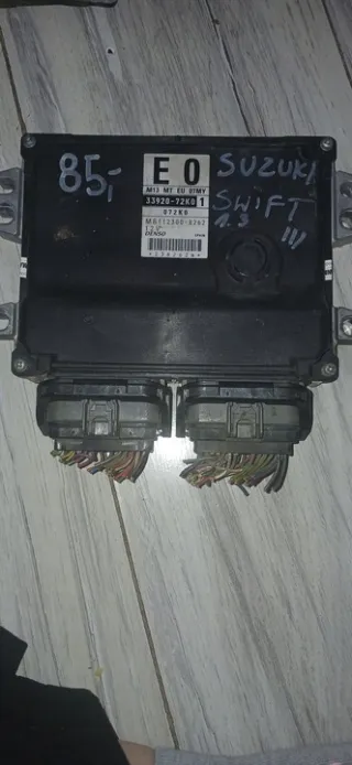 33920-72K0 MB112300-8262 Блок управления двигателем Suzuki Swift 3 Арт e11770780, вид 1