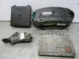 03E906023B Блок управления двигателем Skoda Fabia 2 Арт e11770724, вид 2