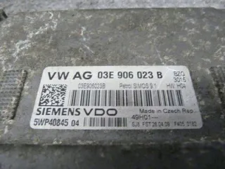 03E906023B Блок управления двигателем Skoda Fabia 2 Арт e11770724, вид 3