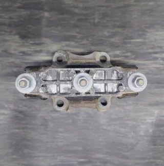 68375820AA Подушка крепления КПП Jeep Grand Cherokee IV (WK2) Арт e11768374, вид 2
