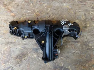 03L129711AN Коллектор впускной Audi A3 8P Арт e11740871, вид 1