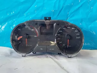 6J0920800L Щиток приборов (приборная панель) Seat Ibiza 5 Арт e11740737, вид 1