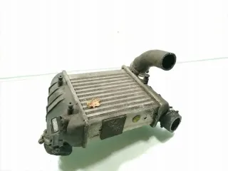 8E0145805P Интеркулер Audi A4 B7 Арт e11739618, вид 1