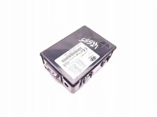95400-3Z425 Блок предохранителей Hyundai i40  Арт e11734157, вид 1