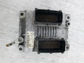 55557247 0261201237 Блок управления двигателем Opel Zafira B Арт e11731517, вид 1