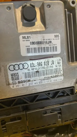 03L906018JR Блок управления двигателем Audi A4 B8 Арт e11730102, вид 4