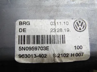 5K0959794B 5N0959703E Моторчик стеклоподъемника Volkswagen Golf 6 Арт e11711703, вид 4