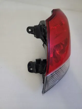 220-20067 Фонарь задний правый Subaru Legacy 5 Арт e11709396, вид 4