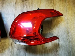9678074380 Фонарь задний правый Peugeot 2008 Арт e11708854, вид 2