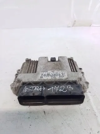 55560810 Блок управления двигателем Opel Astra H Арт e11701420, вид 1