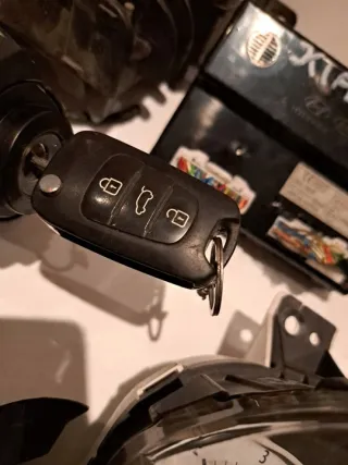 0281013570 39113-27710 Блок управления двигателем Kia Ceed 1 Арт e11699904, вид 3
