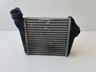 95B145804 95B145804E Интеркулер Porsche Macan restailing Арт e11696104, вид 3