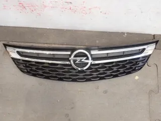 13423684 Решетка радиатора Opel Astra K Арт e11686110, вид 1