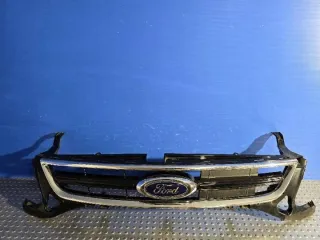 BS71-8200-D Решетка радиатора Ford Mondeo 4 restailing Арт e11685369, вид 1