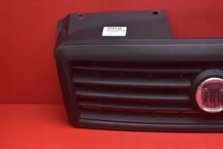 735395576 Решетка радиатора Fiat Doblo 1 Арт e11685307, вид 3