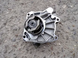 55205446 Насос вакуумный Opel Vectra C  Арт e11679540, вид 1