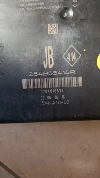 284B65414R Блок предохранителей Renault Scenic 3 Арт e11671934, вид 2