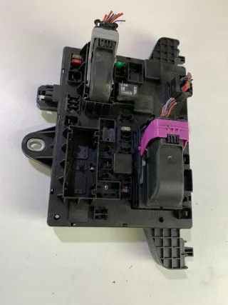365927271 Блок предохранителей Opel Astra J Арт e11670765, вид 5