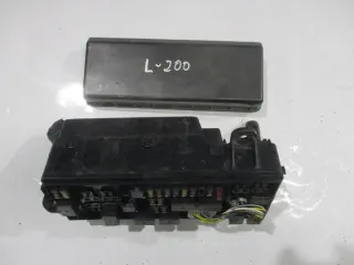  Блок предохранителей Mitsubishi L200 4 Арт e11670447, вид 1
