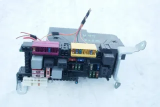 2129021201 Блок предохранителей Mercedes E C207 Арт e11670181, вид 1