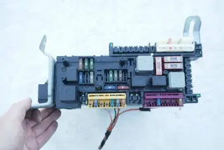 2129021201 Блок предохранителей Mercedes E C207 Арт e11670181, вид 3