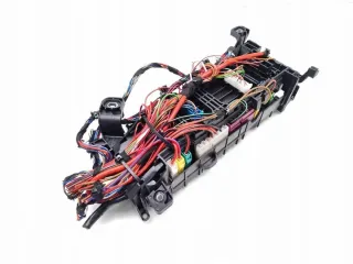 A2465400140 Блок предохранителей Mercedes A W176 Арт e11669984, вид 2