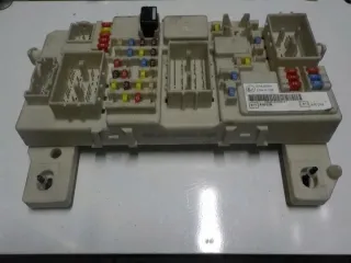7M5T-14A073-CD Блок предохранителей Ford Focus 2 Арт e11668841, вид 1