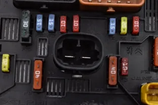 9661708080 Блок предохранителей Citroen C4 1 Арт e11668342, вид 7