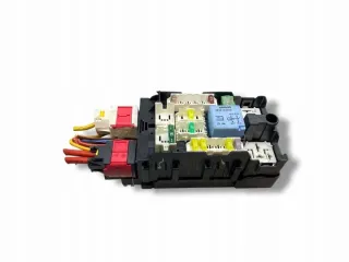 9665492680 Блок предохранителей Citroen C4 2 Арт e11668319, вид 2