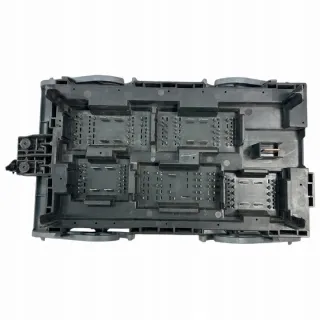 8GM755A1 Блок предохранителей Chevrolet Suburban Арт e11668139, вид 2