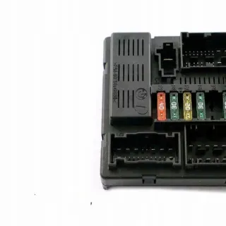 7560626 Блок предохранителей BMW X3 E83 Арт e11668022, вид 2