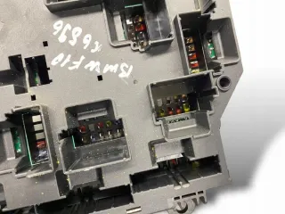 9234423 Блок предохранителей BMW 5 F10/F11/GT F07 Арт e11667879, вид 2