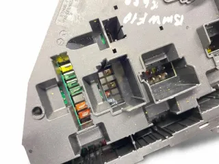 9234423 Блок предохранителей BMW 5 F10/F11/GT F07 Арт e11667879, вид 5