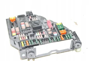 9234423 Блок предохранителей BMW 5 F10/F11/GT F07 Арт e11667863, вид 1