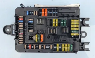 9337884 9337880 Блок предохранителей BMW 1 F20/F21 Арт e11667637, вид 2