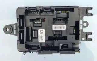 9337884 9337880 Блок предохранителей BMW 1 F20/F21 Арт e11667637, вид 4