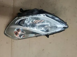  8200892493 Фара левая Renault Clio 3 Арт e11659635, вид 1