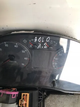 03E906033R Блок управления двигателем Volkswagen Polo 5 Арт e11655279, вид 3