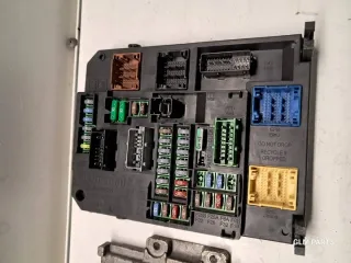 9808270880 Блок управления двигателем Citroen C4 2 Арт e11653423, вид 4