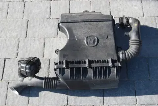 51890357 46783548 Корпус воздушного фильтра Fiat 500L Арт e11649106, вид 1