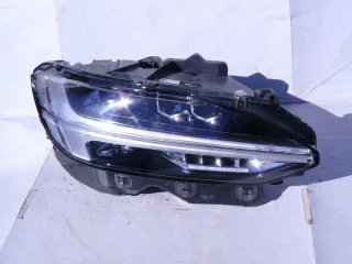 32404736 Фара правая Volvo S90 2 Арт e11644096, вид 1