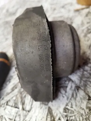 8E0399151AP Подушка крепления КПП Audi A4 B7 Арт e11639169, вид 3