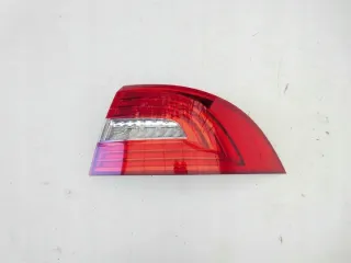 3T5945096A Фонарь задний правый Skoda Superb 2 Арт e11636597, вид 1