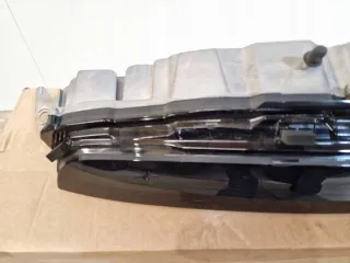 M8E2-13404-AL Фонарь задний правый Land Rover Range Rover 5 Арт e11635939, вид 2